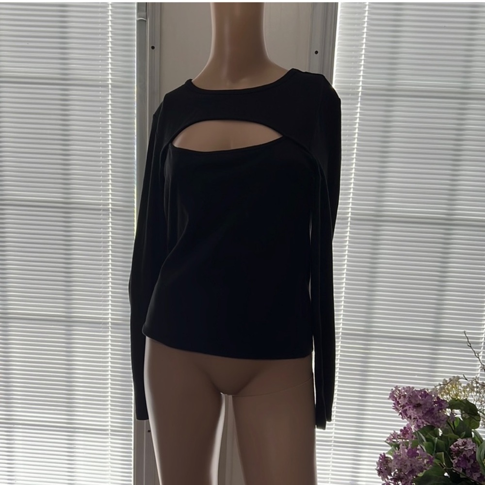 NWOT BCBGENERATION Ribbed Cutout Top - Picture 2 of 6